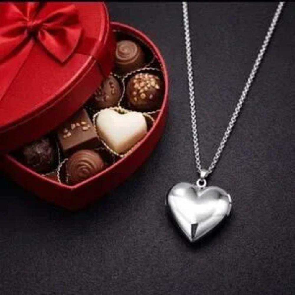 High Polish Heart Pendant Necklace 22 Sterling Silver Chain Valentine's Day Gif